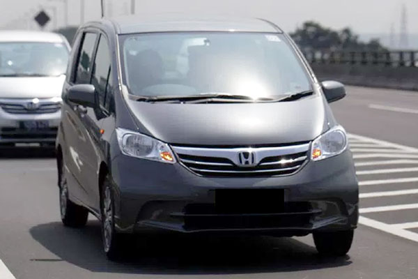Rekomendasi Mobil Bekas Terbaik untuk Wanita Karir