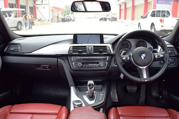 Review Spesifikasi BMW F30 Seri-3 2013-2018