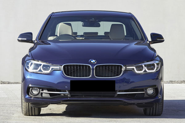 Review Spesifikasi BMW F30 Seri-3 2013-2018