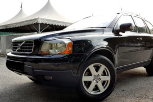Untung Rugi Membeli Mobil Bekas Mewah