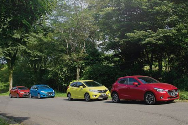 Perbandingan Mazda2 vs Jazz vs Yaris vs Fiesta