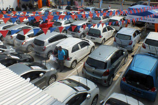 Perbandingan LCGC vs Mobil Bekas, Bagus Mana?