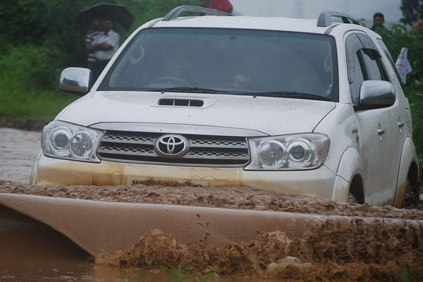 Tips Membeli Toyota Fortuner Diesel Bekas