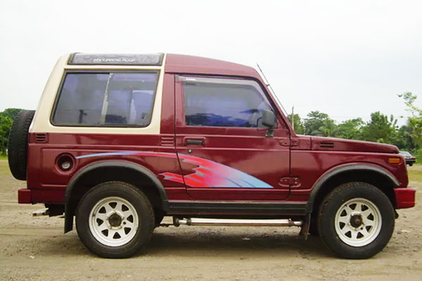 Sejarah dan Macam Tipe Suzuki Jimny / Katana di Indonesia