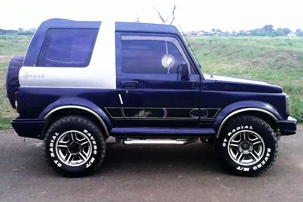 Sejarah dan Macam Tipe Suzuki Jimny / Katana di Indonesia