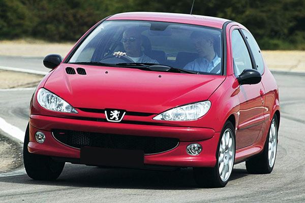 Kelebihan dan Kekurangan Peugeot 206