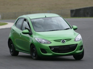 Tips Membeli Mazda 2 Bekas