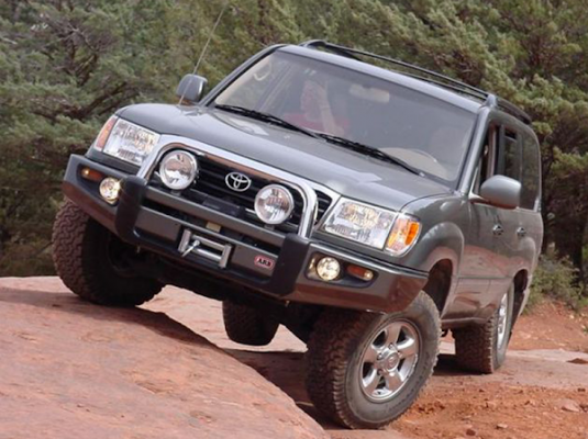 Tips Membeli Toyota Land Cruiser VX100 Bekas