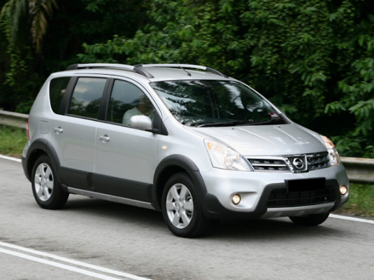 Tips Membeli Nissan Livina XGear Bekas
