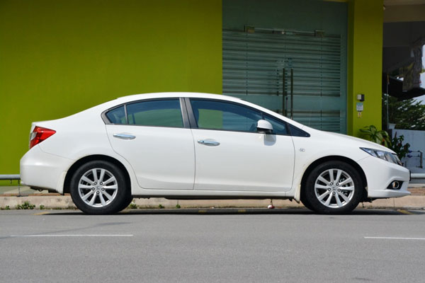 Review Spesifikasi Honda Civic FB
