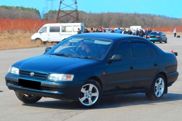Kelebihan dan Kekurangan Toyota Corona Absolute