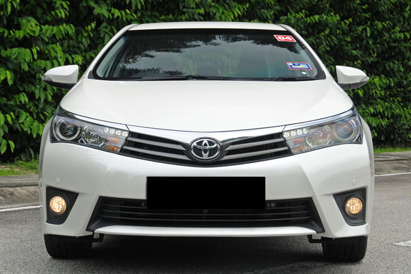 Review Spesifikasi Toyota Corolla Altis Gen 3