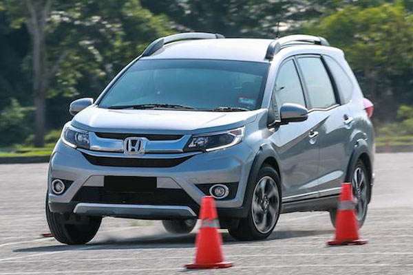 Kelebihan dan Kekurangan Honda BRV