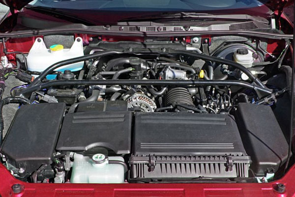 Kelebihan dan Kekurangan Mazda RX-8