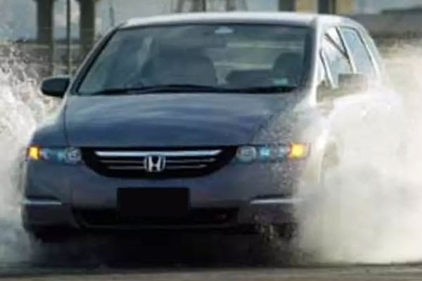 Kelebihan dan Kekurangan Honda Odyssey Gen 3 RB1
