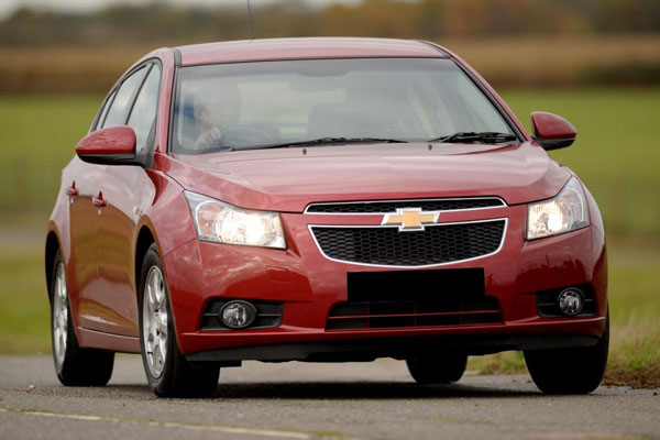 Kelebihan dan Kekurangan Chevrolet Cruze
