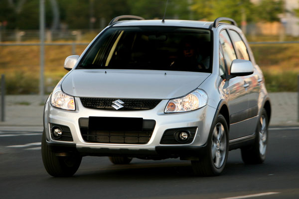 Kelebihan dan Kekurangan Suzuki SX4