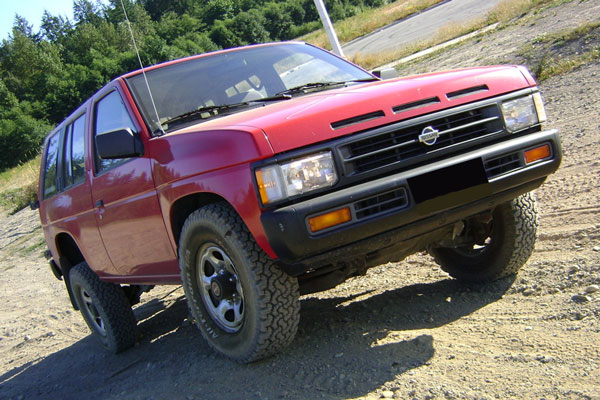Kelebihan dan Kekurangan Nissan Terrano