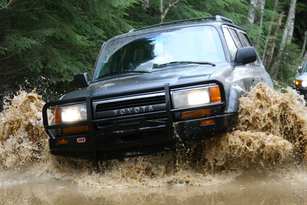 Kelebihan dan Kekurangan Toyota Land Cruiser VX 80