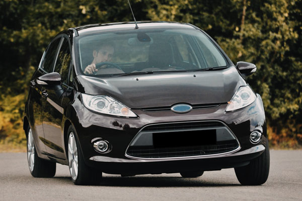 Kelebihan dan Kekurangan Ford Fiesta 1.6