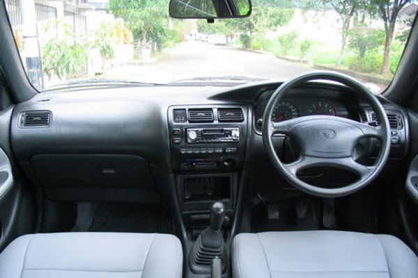 Review Spesifikasi Toyota Great Corolla