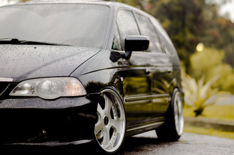 honda stream atau odyssey