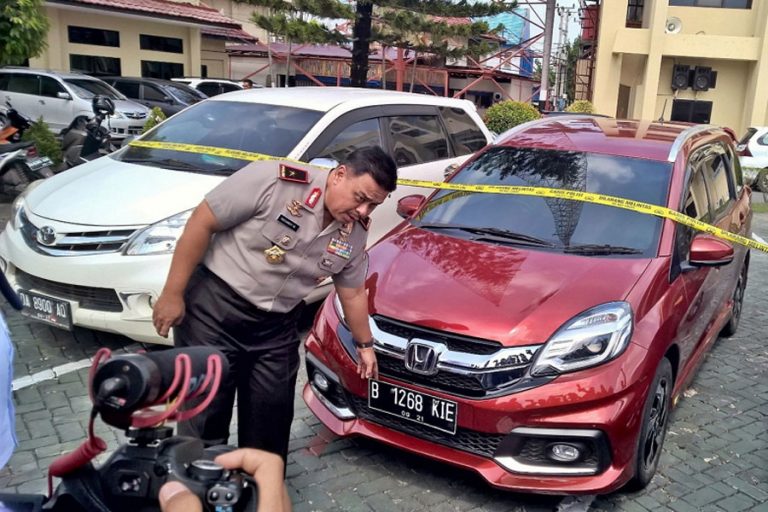 mobil bodong bekas leasing