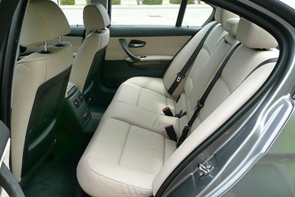 Review Spesifikasi BMW E90 Seri-3 2005-2011