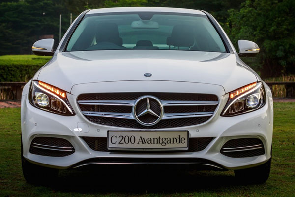 Review Spesifikasi Mercy W205 2015-Sekarang
