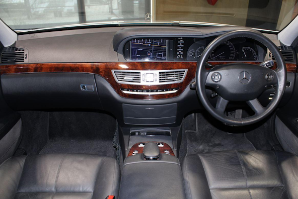 Review Spesifikasi Mercy W221 S-Class 2006-2013