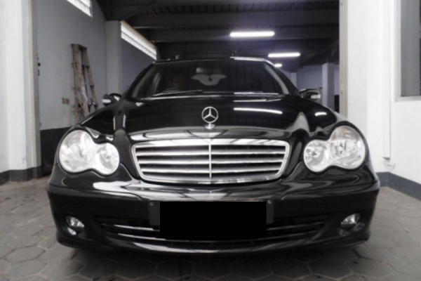 Eksterior Mercy W203 Facelift Tampak Depan