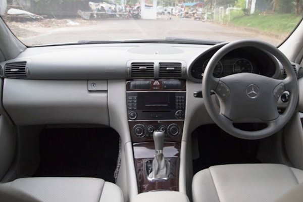 Review Spesifikasi Mercy W203 C-Class 2000-2006
