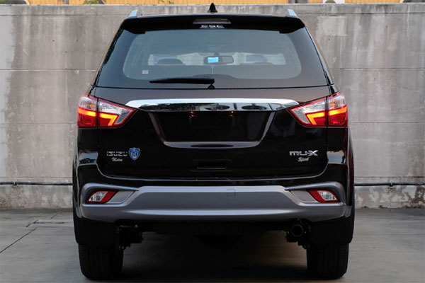 Review Spesifikasi Isuzu MU-X