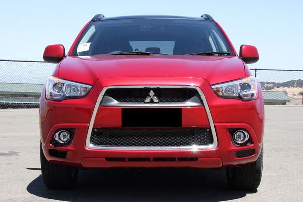 Review Spesifikasi Mitsubishi Outlander Sport