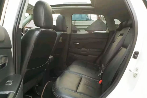 Review Spesifikasi Mitsubishi Outlander Sport