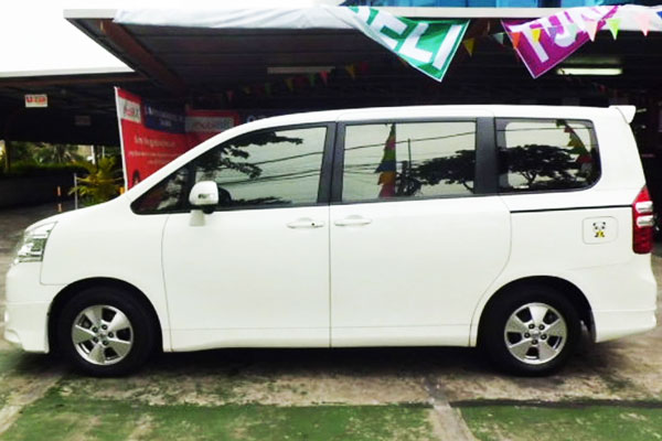 Review Spesifikasi Toyota NAV1