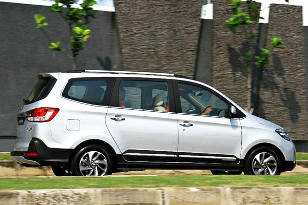 Kelebihan dan Kekurangan Wuling Confero