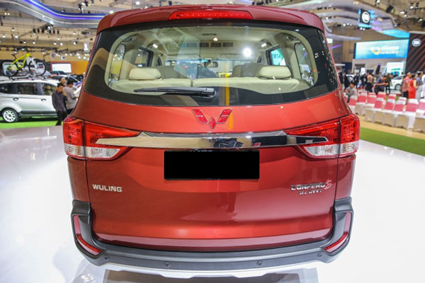 Review Spesifikasi Wuling Confero