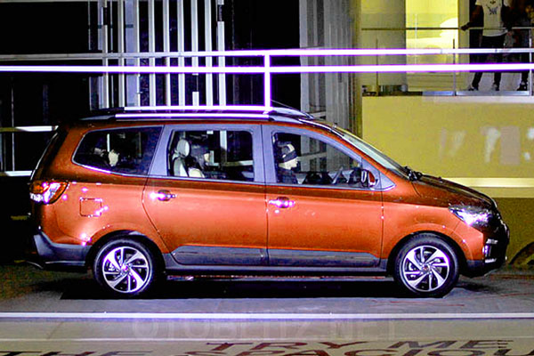 Review Spesifikasi Wuling Confero