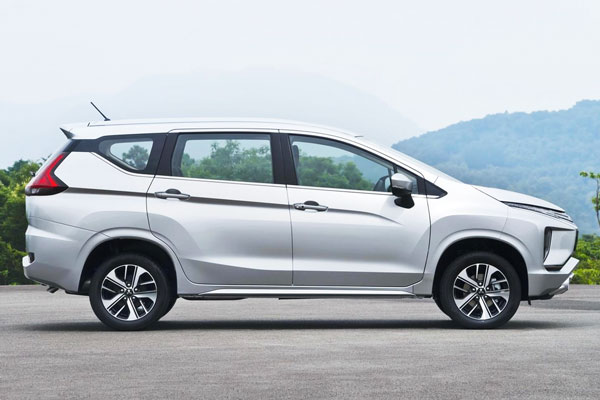 Review Spesifikasi Mitsubishi Xpander - Topgir