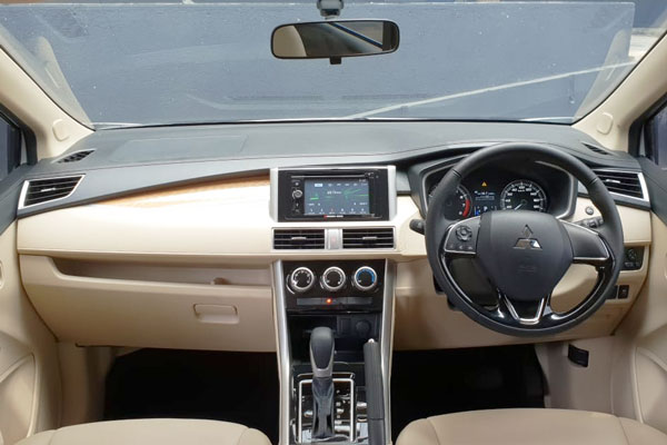 Review Spesifikasi Mitsubishi Xpander