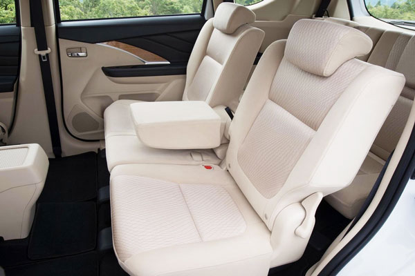 Review Spesifikasi Mitsubishi Xpander