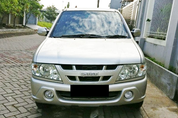 Review Spesifikasi Isuzu Panther Kapsul
