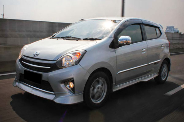 Kelebihan dan Kekurangan Toyota Agya 1.0 & 1.2