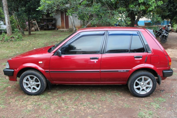 Review Spesifikasi Toyota Starlet Kotak EP70 / EP71