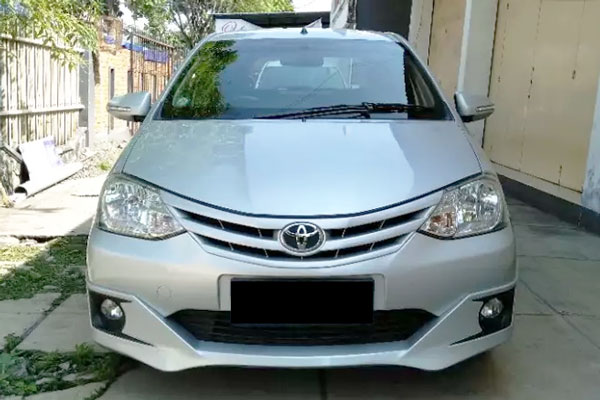 Review Spesifikasi Toyota Etios Valco
