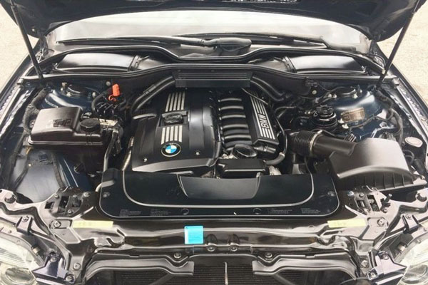 Review Spesifikasi BMW E66 Seri-7 2002-2008