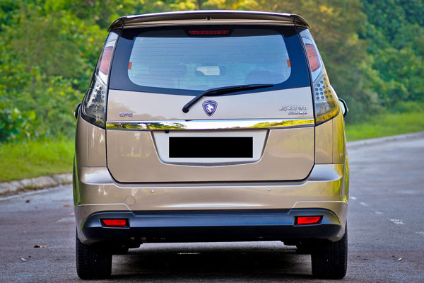 Review Spesifikasi Proton Exora