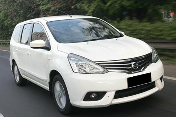 Kelebihan dan Kekurangan Nissan Grand Livina