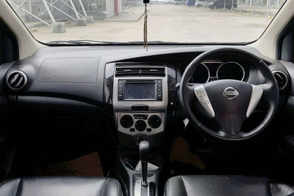 Review Spesifikasi Nissan Grand Livina